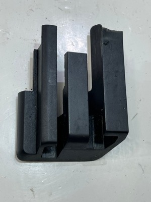 Заглушка напрямна сидіння audi a8 d4 4h0881348a фото №1