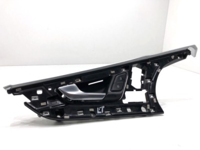 Ручка внутрішня лівий задня audi q8 suv фото №1