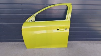 Peugeot 208 2 левая дверь перед передние limonka eeq в хорошем состоянии фото №1