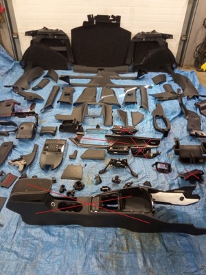 KAMIQ WNĘTRZE ŚRODEK OBUDOWA LISTWA PANEL WYKŁADZINA UCHWYT