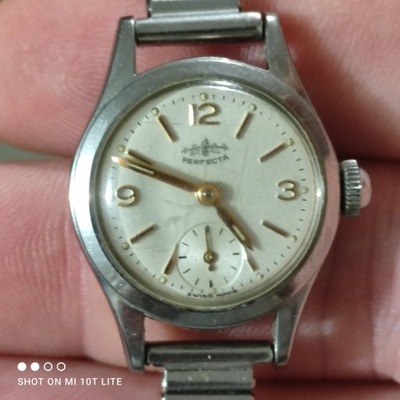 Stary zegarek Perfecta
