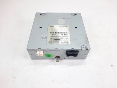 Tesla s x тюнер радіо 1004787-02-d фото №1