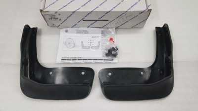 Брызговики передние оригинальные vw golf 8 2020- фото №1