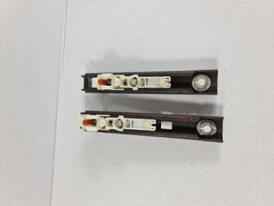 Scenic iii ползунок кронштейн ремней перед 878240003r фото №1