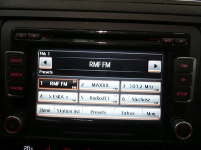 Радио заводской vw jetta vi 3c8035195f радиопроигрыватель фото №1