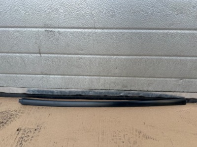 Lexus nx ii 2021+ молдинг скло лобове ліва фото №1