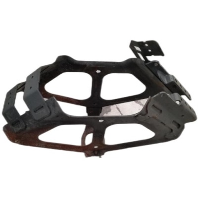 Mercedes antos основание кронштейн бака adblue фото №1