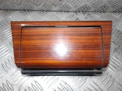 Попільничка перед mercedes w124 drewno фото №1