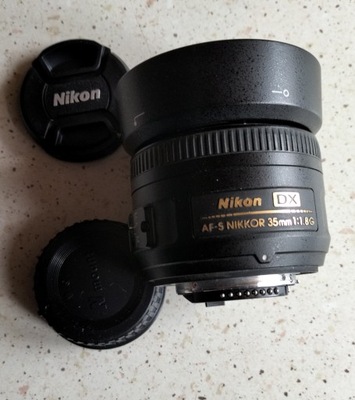 Nikkor AF-S 35mm F/1.8G DX