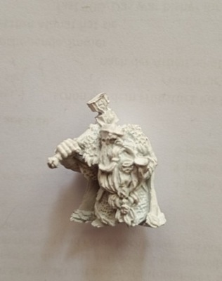 WARHAMMER DWARF HERO CHAMPION METAL 1