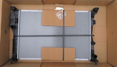 Радиатор wody mercedes klasa gla x156 2013- amg фото №1