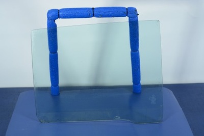 Bmw 5 e12 скло дверна права задня фото №1