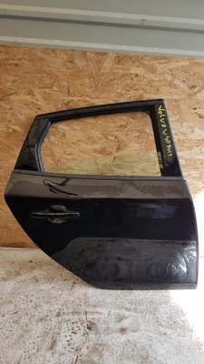 Volvo v40 ii дверь правое задняя фото №1