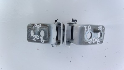 Peugeot 208 петлі двері правий перед фото №1