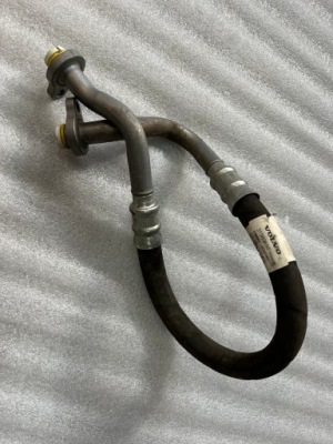 Шланг кондиционера volvo v70 v40 s60 31369697 фото №1