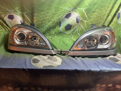 Комплект лампа mercedes ml w163 h7 hella ідеальний стан фото №1