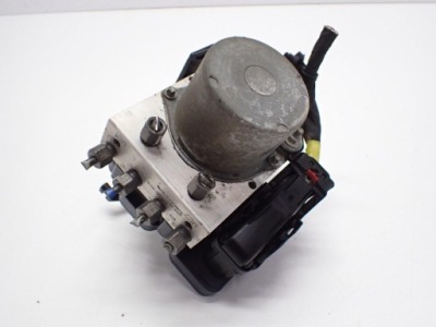 Насос abs тормозная 1044745-00-b tesla model y 22r фото №1