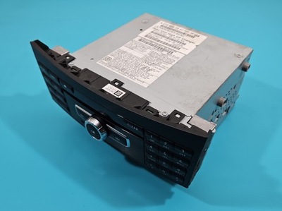 Радио заводской mercedes cls ii c218 10-18 a2129007327 радиопроигрыватель фото №1