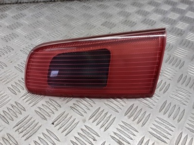 Лампа права задня w кришка багажника mazda 2 dy 3m71-13547-af фото №1