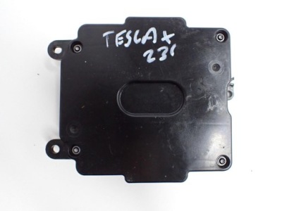 Модуль блок управления дверь 1062056-00-d tesla model x 23r фото №1