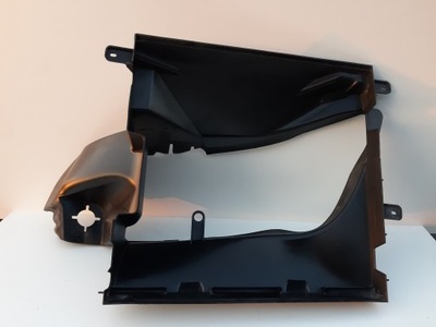 Audi r8 lift 12- впуск воздуха правый воздуховод фото №1