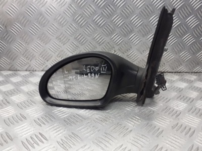 Зеркало левая электрический seat toledo iii 5pin e9014142 фото №1