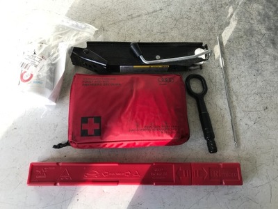 Набір домкрат аптечка трикутник вушко audi a1 8x фото №1