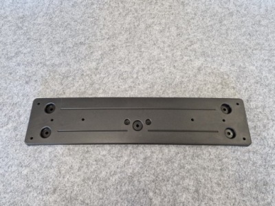 Bmw 3 f30 f31 lift підкладка номерного знака перед оригінальний номер фото №1