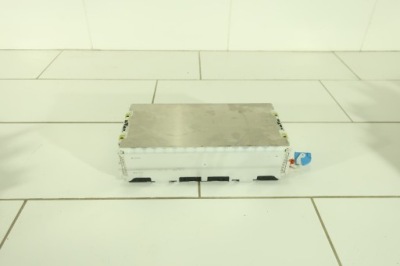 Модуль аккумулятор гибрид bmw f15 g11 f30 8612161 фото №1