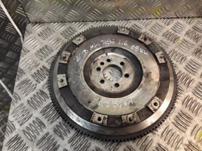 Mini one cooper r56 1.4 1.6 16v колесо маховик 7561765 фото №1