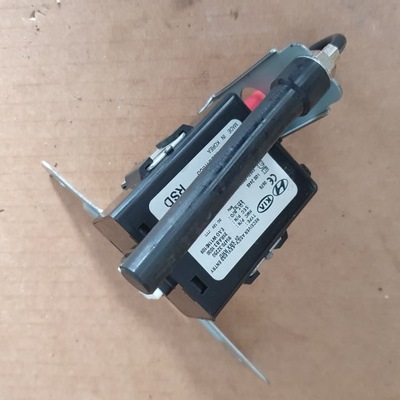 Hyundai i40 модуль блок управления keyless 95470-3z250 фото №1