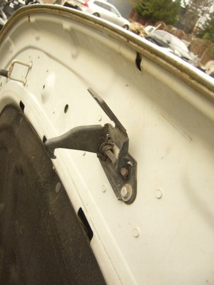 Land rover discovery iii 3 ,засувка капот фото №1