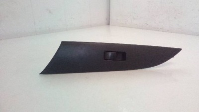 Панель стекло правый перед mazda 3 03123100bp4k фото №1