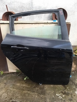 Дверь правое задняя peugeot 208 фото №1