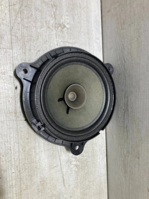 Renault clio v 2019 динамик дверь задняя фото №1