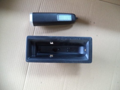 Citroen c4 ii 12r фонарик багажника зарядное устройство фото №1