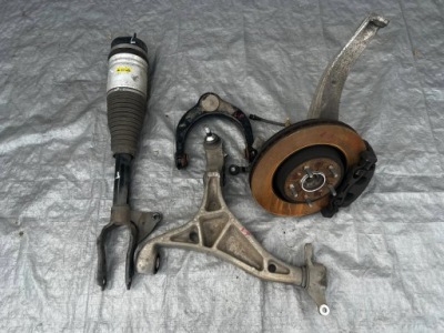 Jeep grand cherokee wk2 lift поворотний кулак ліва передня важіль амортизатор 2018- фото №1