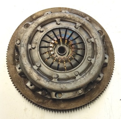 Зчеплення 55572815 opel corsa e 1.2b фото №1