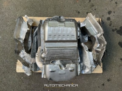 Защита тепловая porsche panamera 971 971804170d фото №1