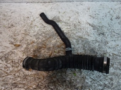 Dacia sandero шланг турбины 165764382r фото №1