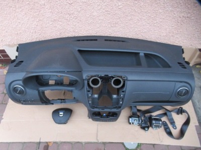 Dacia dokker панель приладів консоль подушка безпеки фото №1