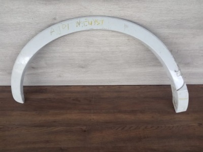 Audi q3 молдинг крыла правый задняя 8u0853818 cd фото №1