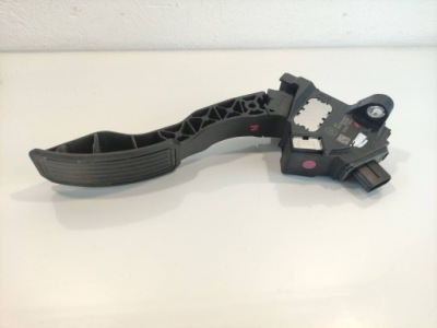 Toyota auris педаль газа потенциометр 7811002020 фото №1