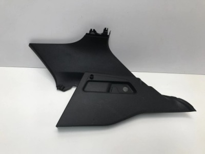 Cupra born 2022 захист обшивка стійка права сторона 10a867288d фото №1