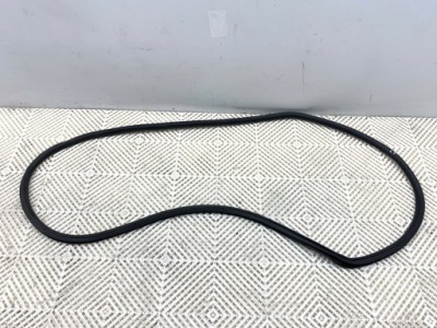 Прокладка дверь задний  левая mercedes gle suv a1671692500 фото №1