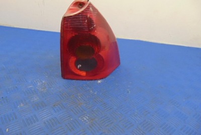 Peugeot 307 лампа задняя правая фото №1