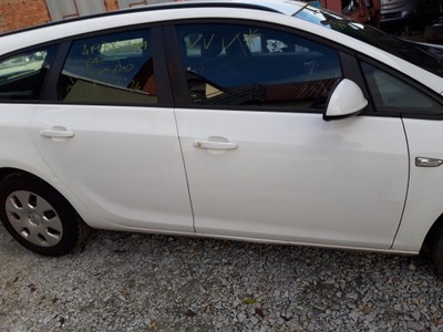 Opel astra j iv 4 дверь правое перед передние фото №1