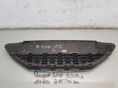 Решітка радіатора решітка радіатора peugeot 208 i фото №1