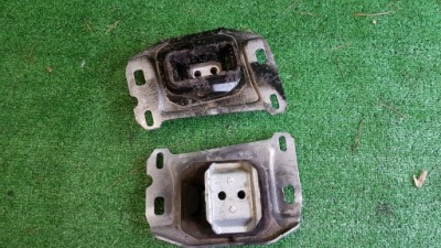 Подушка коробки peugeot 3008 opel grandland фото №1