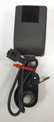 Кліпса поперечина задній mercedes w166 ml gle a1668600869 фото №1